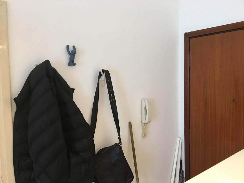 Mauro'S Studio Apartment Milan Bagian luar foto